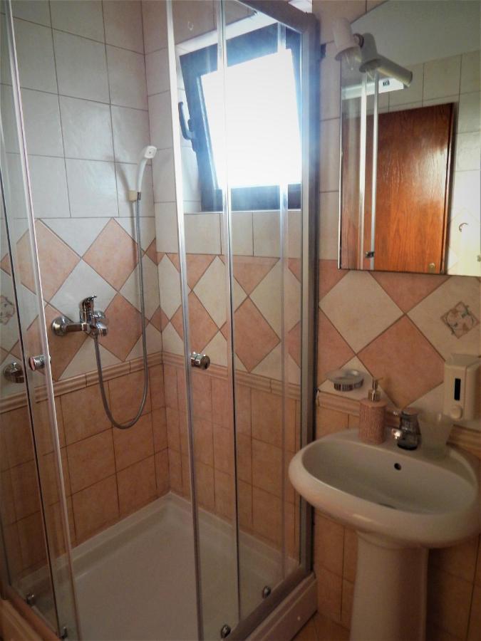 Vila Teodora Sveti Stefan Luaran gambar