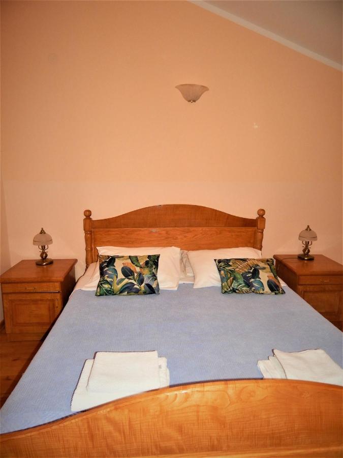 Vila Teodora Sveti Stefan Luaran gambar